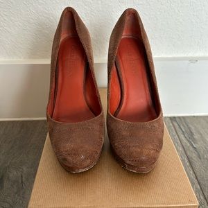 Cole haan brown platform pumps with NikeAir technology